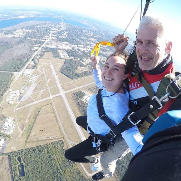 Meet your Posher, Robert and Alexis - Picture 2 of 3